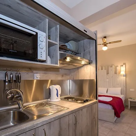 Apartament Agali *